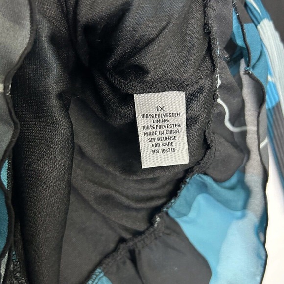 Signature By Larry Levine layered Flare Sleeve abstract circle Blouse 1X Plus - Picture 5 of 5